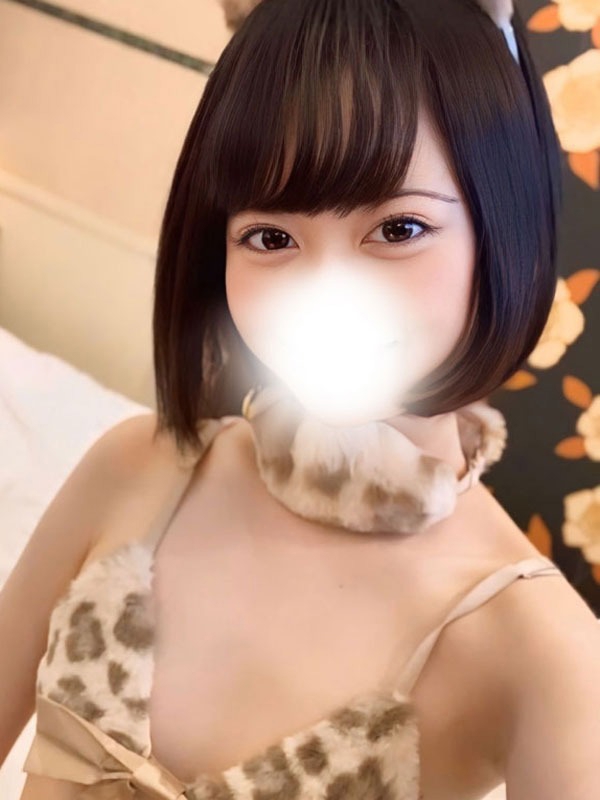れむ(20歳、B:84、W:.56、H:83)
