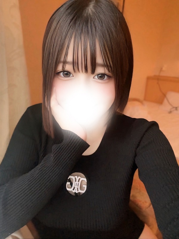 ふゆ※ご奉仕系Eカップ美女(21歳、B:84、W:.57、H:83)