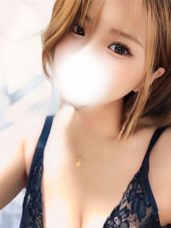 りい(24歳、B:91、W:.58、H:88)